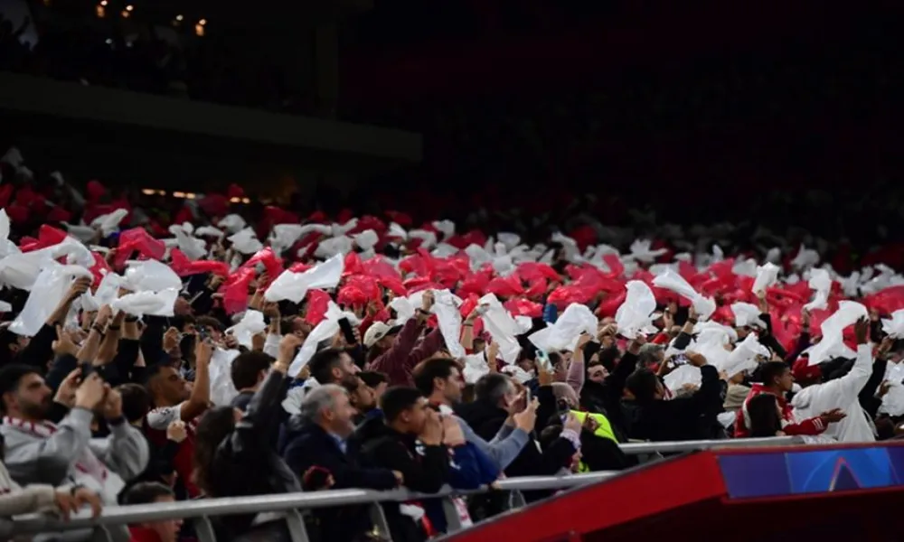 Έφτασε τα 20 συνεχόμενα sold out ο Ολυμπιακός