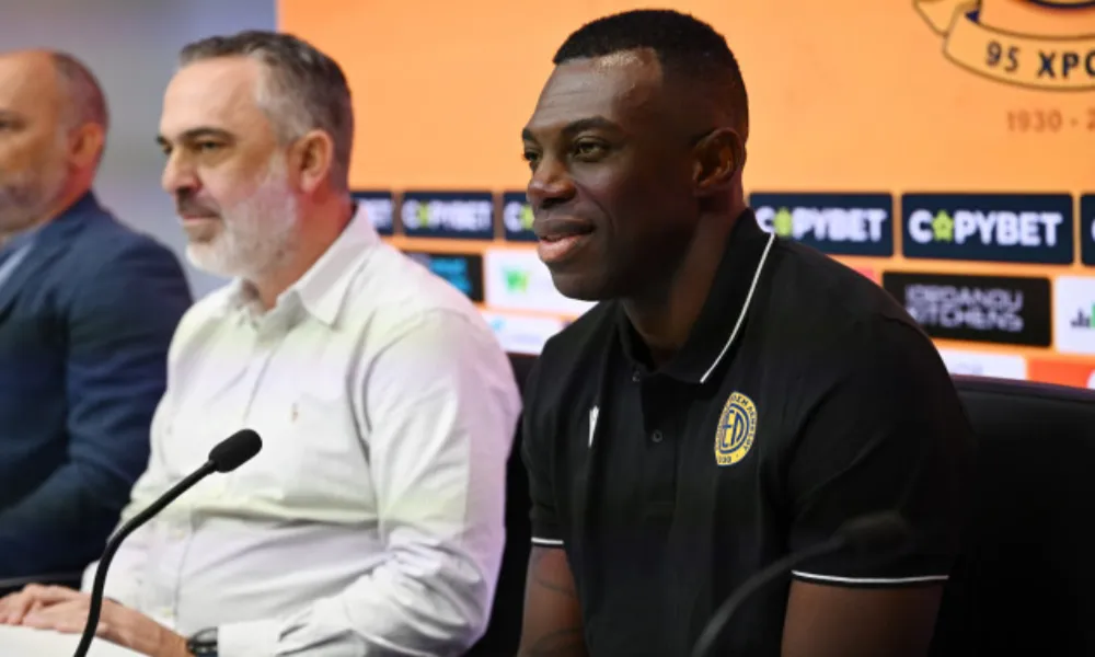 Ψηλά ο πήχης με Νταμάχου