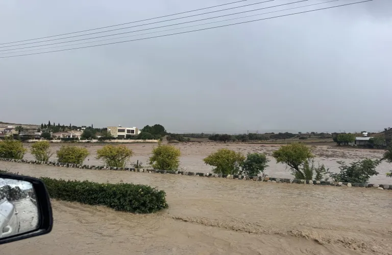 Συνεχίζεται η βροχόπτωση στην Π. Χρυσοχούς