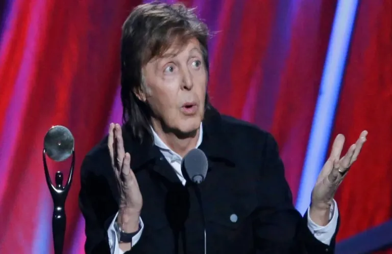 Τέλος σε όρους όπως το «μπιφτέκι» για τα χορτοφαγικά προϊόντα από την ΕΕ - Αντιδρά ο Πολ Μακάρτνεϊ