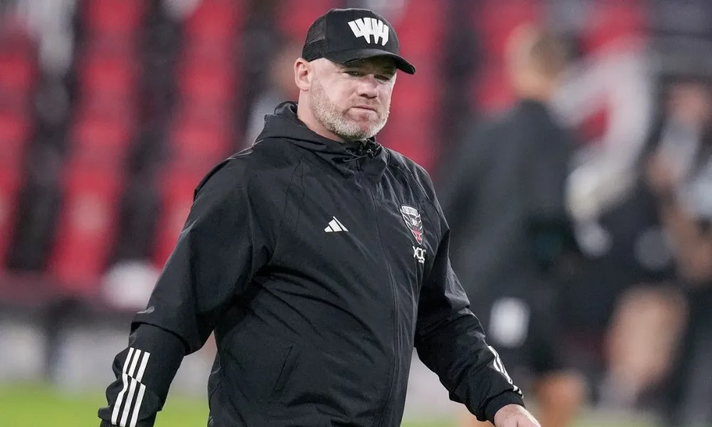 Όουεν και Ρούνεϊ κατά του Σαλάχ