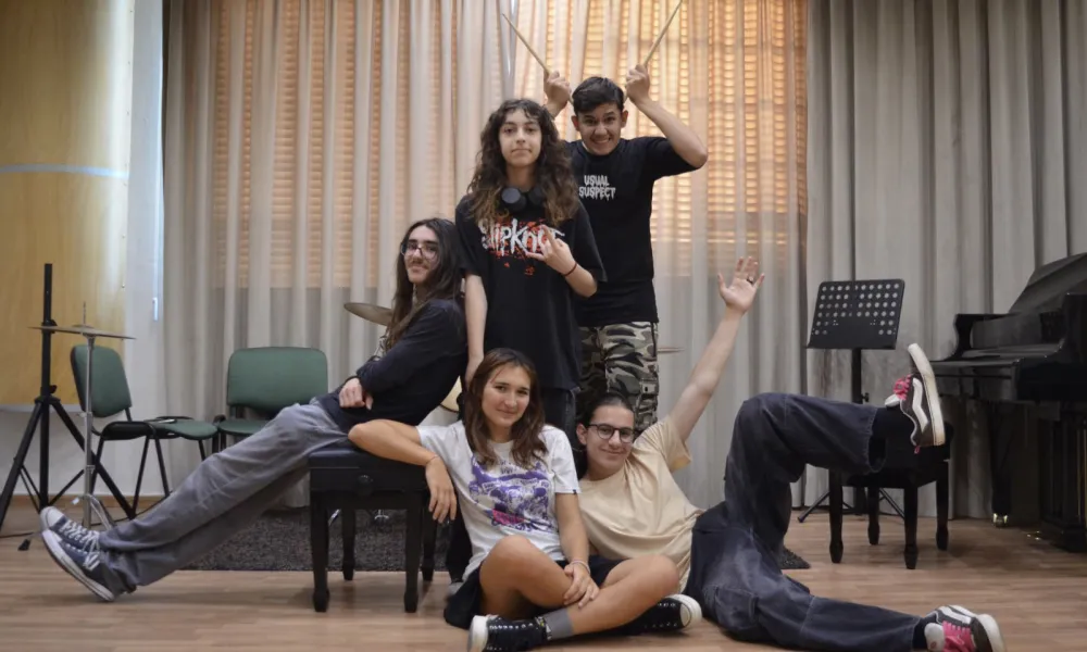 Post thumbnail or placeholder