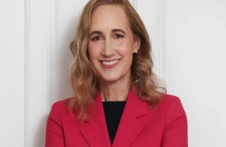 Sophie Kinsella: Πέθανε η συγγραφέας των best seller μυθιστορημάτων «Shopaholic»