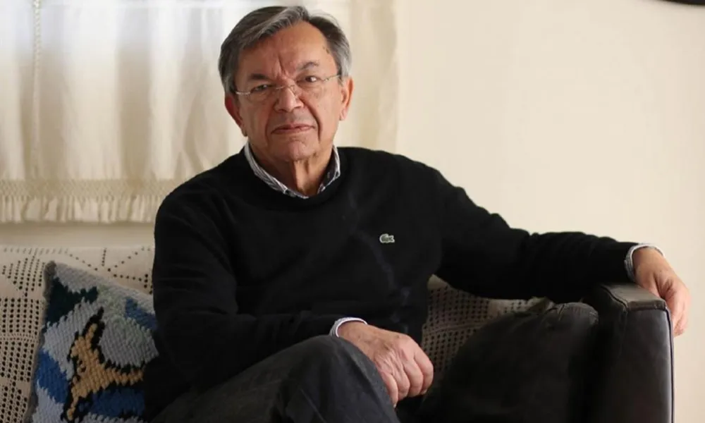 Στον Κώστα Λυμπουρή απονεμήθηκε το φετινό βραβείο Γ. Φ. Πιερίδης από την Ένωση Λογοτεχνών Κύπρου.