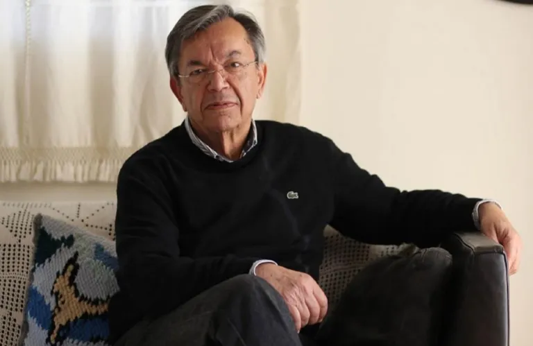 Στον Κώστα Λυμπουρή απονεμήθηκε το φετινό βραβείο Γ. Φ. Πιερίδης από την Ένωση Λογοτεχνών Κύπρου.