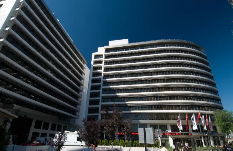 Έρευνα ναρκωτικών «σαρώνει» τα ΜΜΕ - Σύλληψη αρχισυντάκτη Habertürk