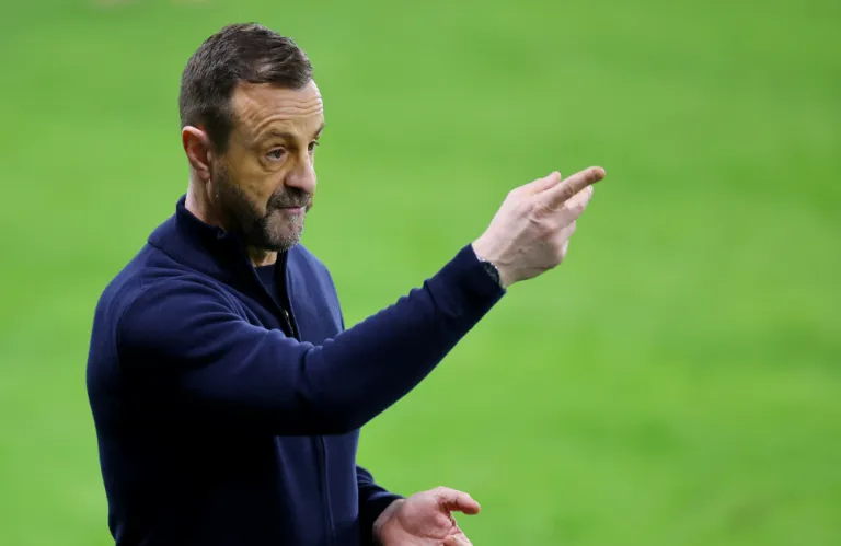 Η γνώμη του Απόστολου Μάντζιου εάν είναι δίκαιος ο... βαθμολογικός πίνακας