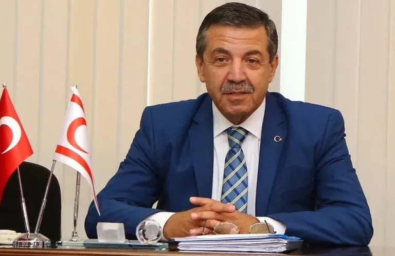 Λάθος η συνάντηση Έρχιουρμαν με τον απεσταλμένο της ΕΕ για το Κυπριακό, λέει ο Ερτουγρούλογλου