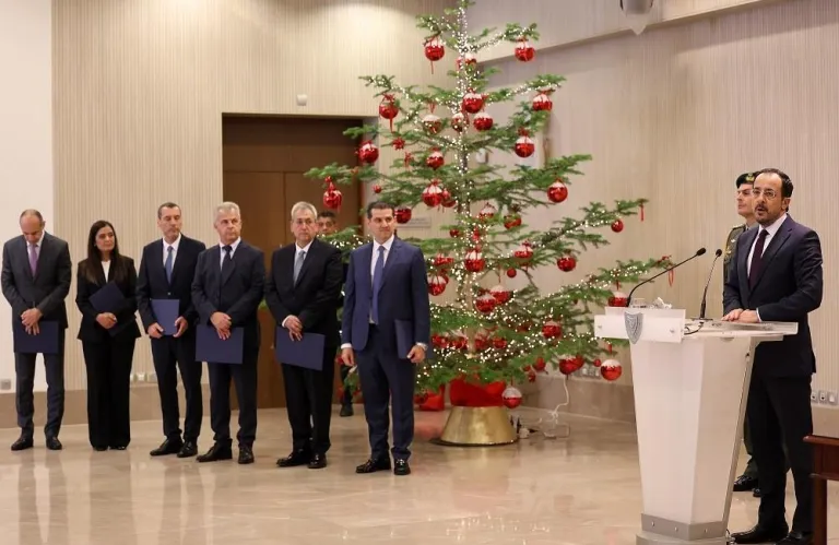 Ανασχηματισμός: Θα αποποιηθούν τις συντάξεις τους οι 5 νέοι αξιωματούχοι;