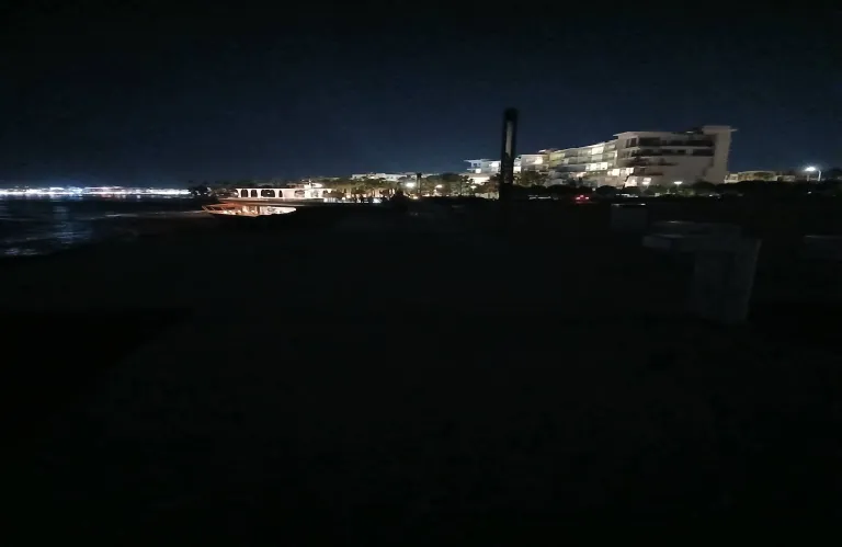 Χωρίς φως ο παραλιακός πεζόδρομος της Πάφου καταγγέλει ο ΠΠΟΧ