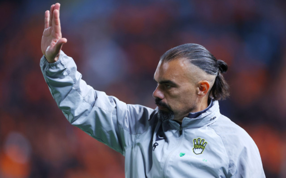 «Είναι πιο εύκολο να παίζεις απέναντι στον ΑΠΟΕΛ...»