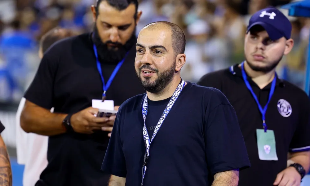 Πραστίτης: «Μόνοι απέναντι σε όλους»