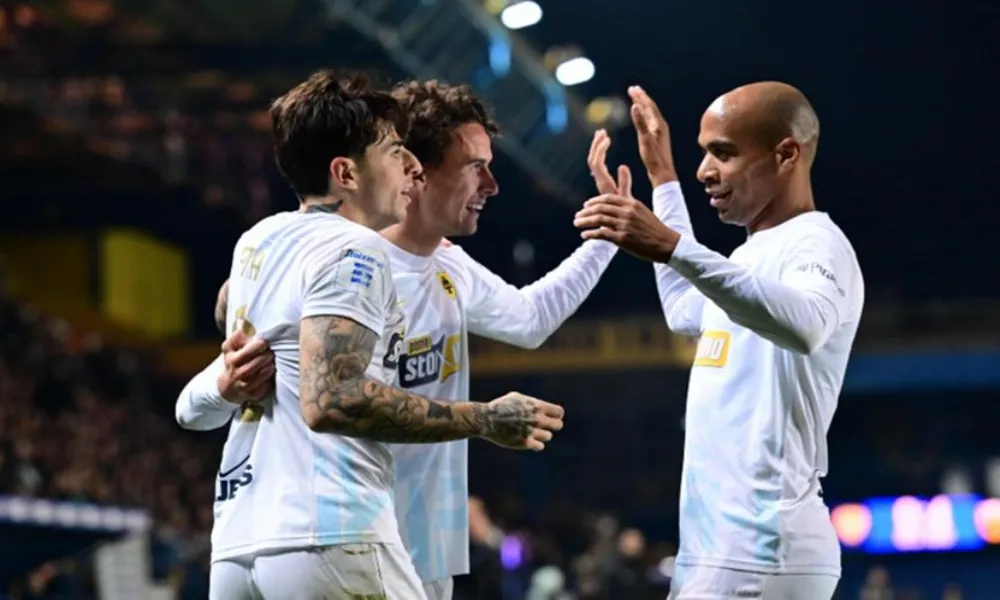 Οδοστρωτήρας η ΑΕΚ στο Αγρίνιο!