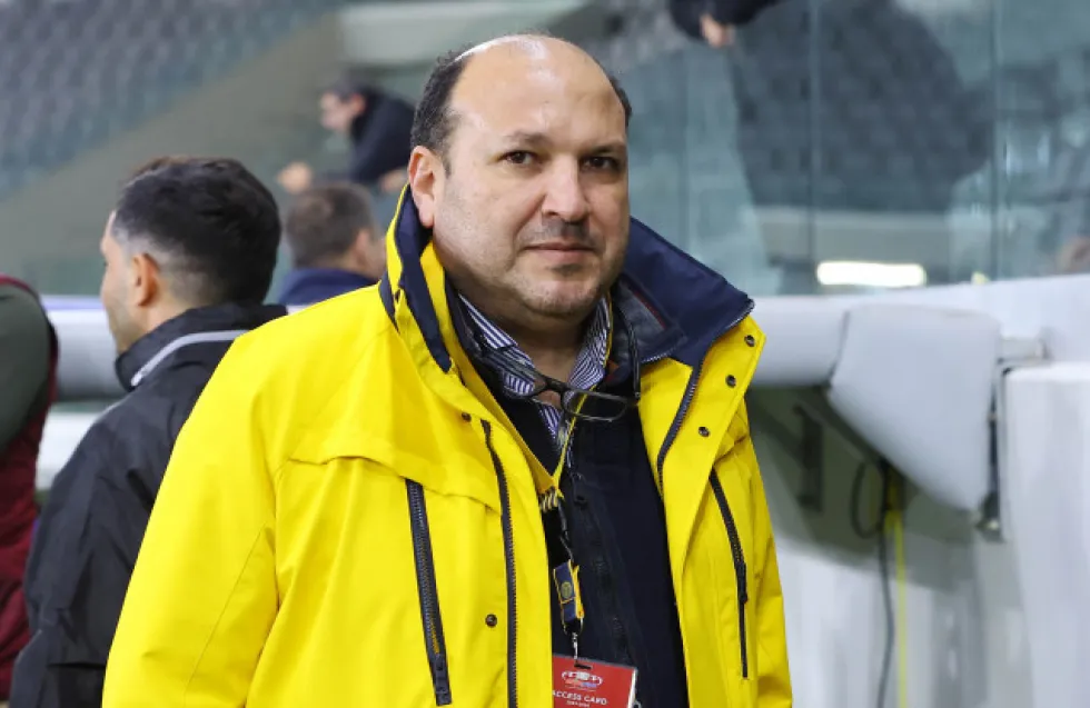 Επαφές και αγωνία στην ΑΕΛ