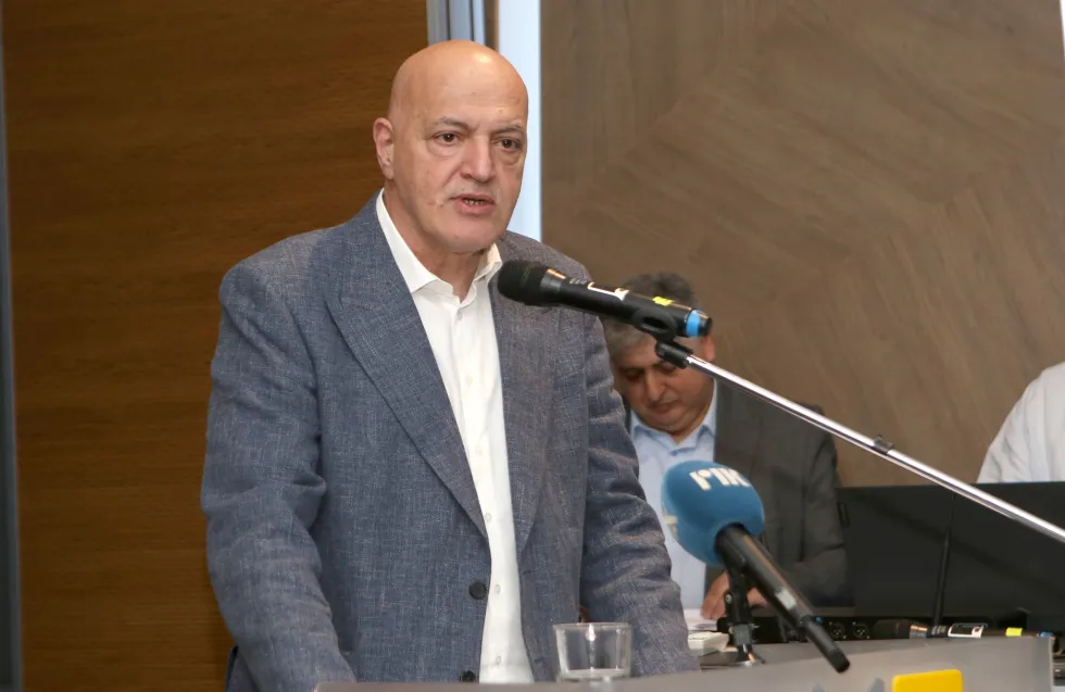 Ενημερώνεται από την Επιτροπή Δεοντολογίας και μετά τοποθετείται ο ΚΟA για την ΣΚΟΚ