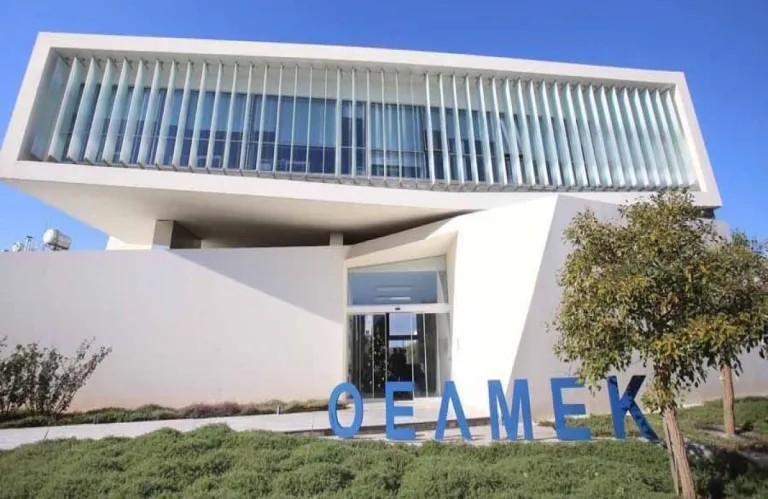 Μετά την ΠΟΕΔ και η ΟΕΛΜΕΚ πάει σε δίωρη στάση εργασίας για την αξιολόγηση των εκπαιδευτικών