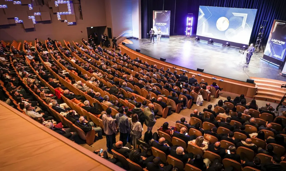 Για πρώτη φορά τριψήφιος αριθμός μελών της ΕΑΚ ψήφισε για τους κορυφαίους της χρονιάς!