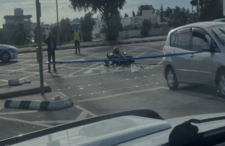 Σε βαριά κρανιοεγκεφαλική κάκωση ο θάνατος 23χρονου στην Πάφο σε τροχαίο
