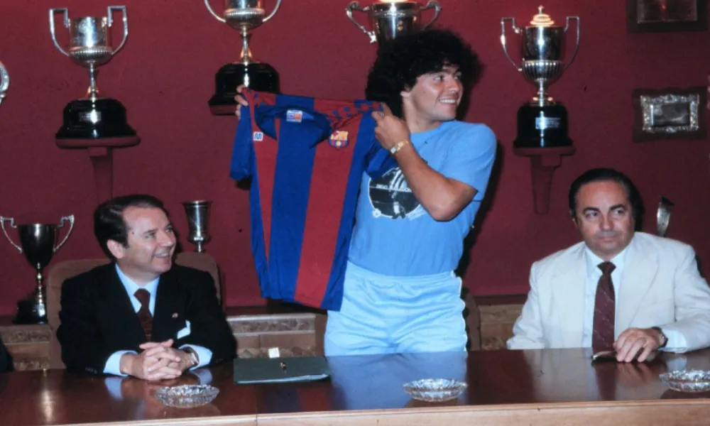 Πουλήθηκε με ποσό - ρεκόρ η φανέλα Μαραντόνα από τον τελικό του '84