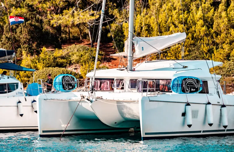 Ζήσε την απόλυτη ελευθερία: Διακοπές με ιστιοπλοϊκό στο Ιόνιο