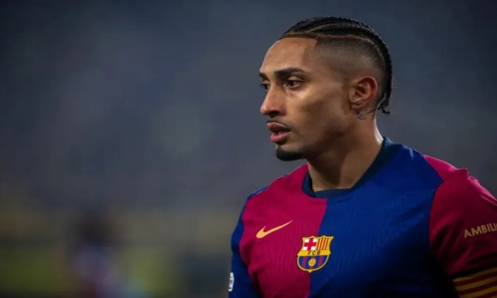 Ξέσπασε η σύζυγος του Ραφίνια για τα βραβεία της FIFA: «Μήπως ο άντρας μου είναι μπασκετμπολίστας;»