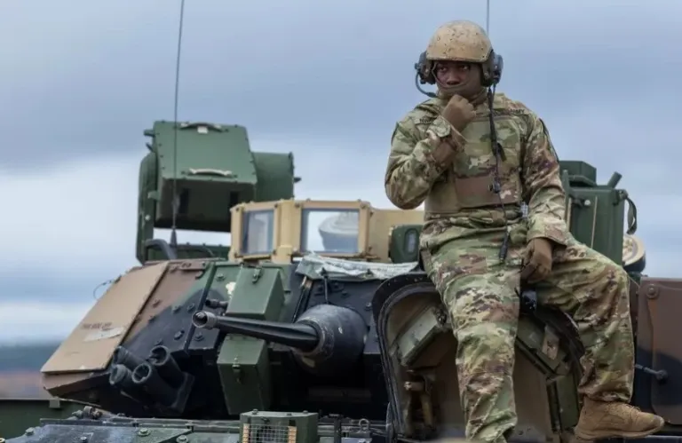 «Απόβαση» των ΗΠΑ στον Ισημερινό: Χερσαία επιχείρηση Αμερικανών κομάντο εναντίον διακινητών ναρκωτικών