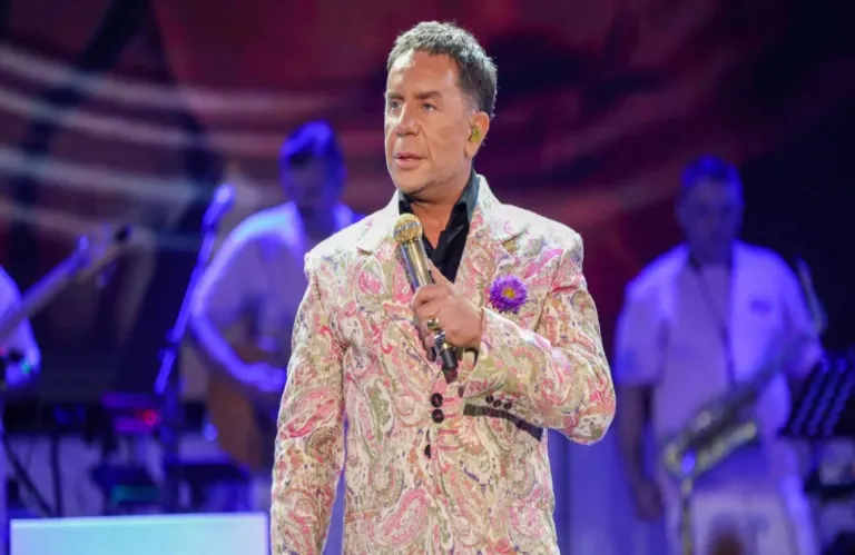 Οργανωμένο σχέδιο εκβίασης από συγκεκριμένα επιχειρηματικά συμφέροντα σε βάρος του Μαζωνάκη καταγγέλλει ο δικηγόρος του