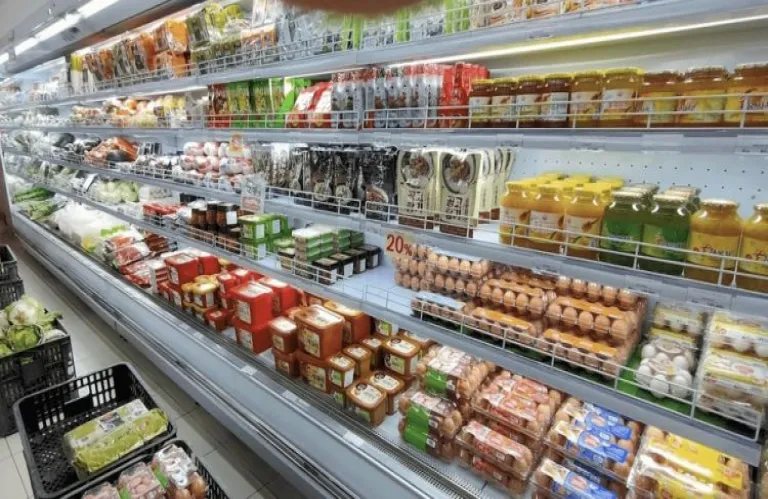 Μηνιαία μείωση τιμών 31 κατηγοριών βασικών προϊόντων το Νοέμβριο