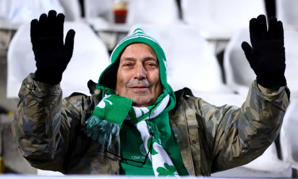 ΦΩΤΟ: Πήραν θέση οι φίλοι της Ομόνοιας!