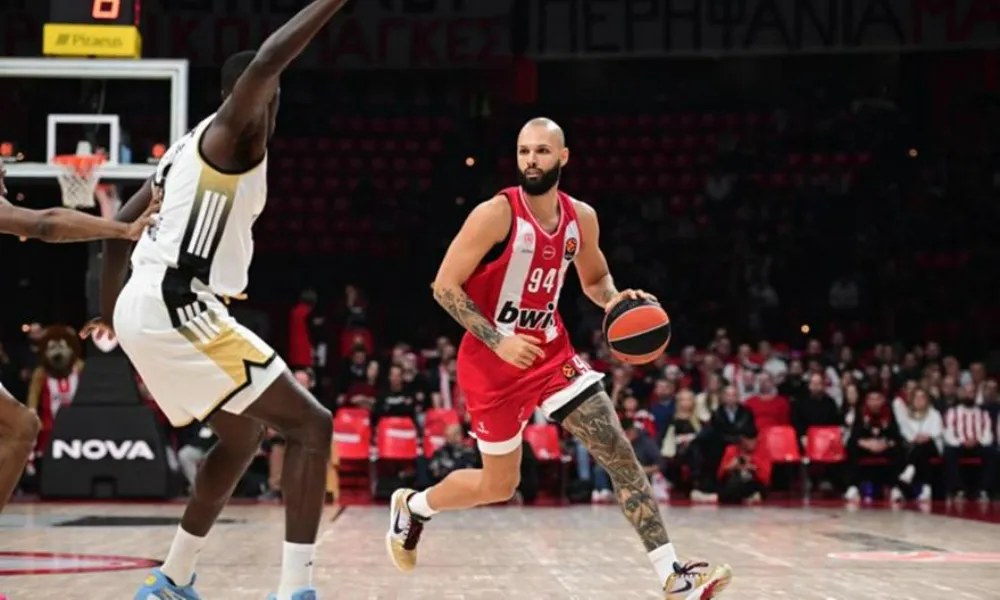 Φουρνιέ: «Όταν παίζεις σκ@@ά, δέχεσαι κριτική»