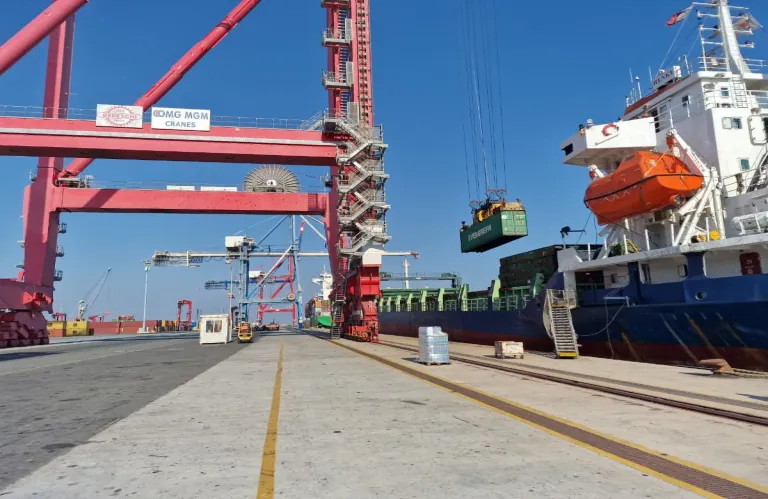 Κατευθύνεται στο λιμάνι του Ασντόντ η ανθρωπιστική βοήθεια για Γάζα μέσω «Αμάλθειας»