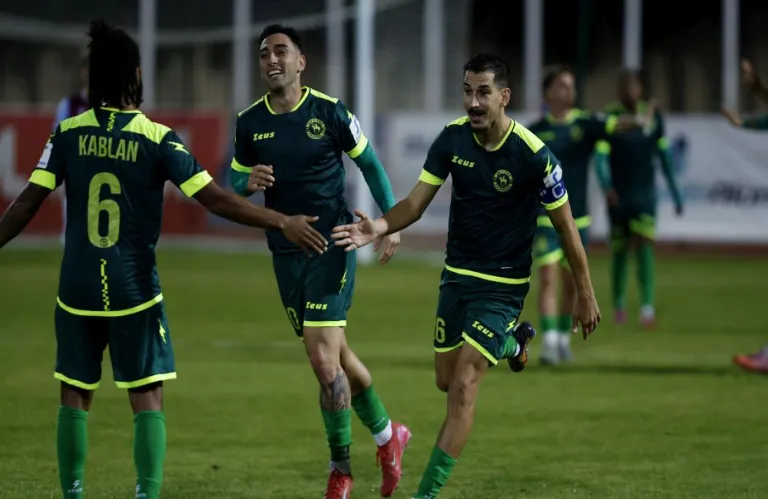 Αργοπεθαίνει η Ένωση... στο -2 από την εξάδα ο Ακρίτας!