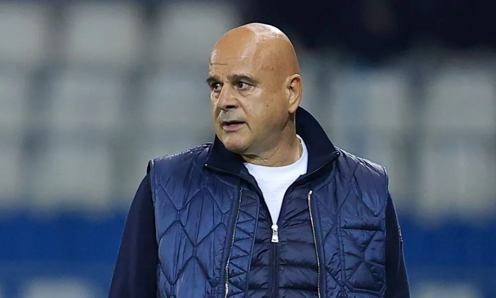 Έφριξε ο Τιμούρ, τριπλή αλλαγή στο ημίχρονο κι άλλη μία στο 53΄