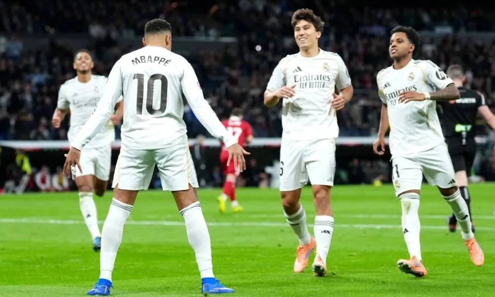 Ο Μπαπέ ισοφάρισε ρεκόρ του Ρονάλντο, το πανηγύρισε σαν εκείνον και τον αποκάλεσε GOAT