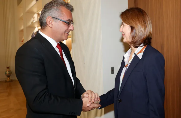 Όσοι διαβάσουν αυτό το άρθρο να το διαβάσουν σε όσους δεν το έχουν διαβάσει