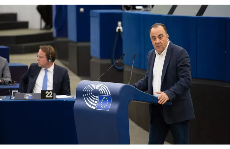 Ο ευρωβουλευτής Γ. Γεωργίου στον «Π» για την προστασία πρώτης κατοικίας - Ελάτε να δείτε τις παρανομίες...