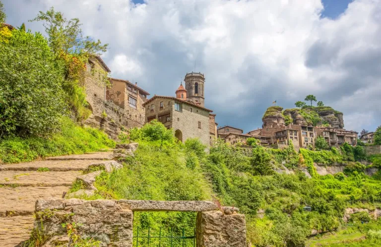 Αυτό το ευρωπαϊκό χωριό θεωρείται το πιο όμορφο στον κόσμο