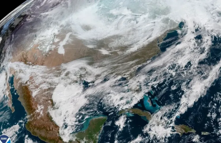 Σημαντική αποκάλυψη: Η μέρα στη Γη διαρκούσε μόνο 19 ώρες επί ένα δισεκατομμύριο χρόνια - Πώς φτάσαμε στο 24ωρο