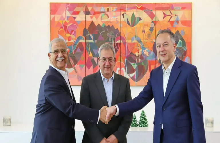 Έπεσαν οι υπογραφές για τη συλλογική σύμβαση στις τράπεζες