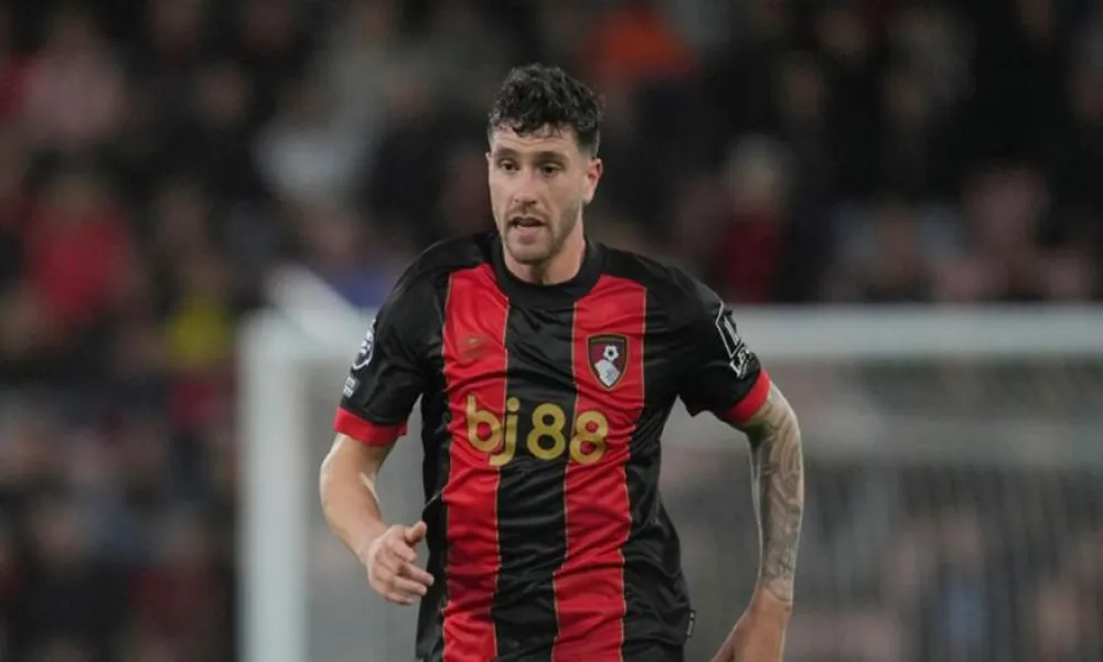 Μπαρτσελόνα και Γιουβέντους ρίχνουν ματιές στον Σενέσι της Μπόρνμουθ