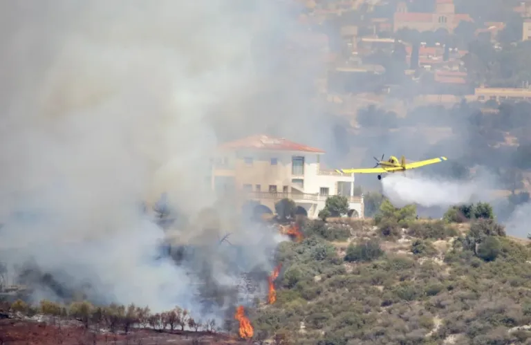 Διαγωνισμός για αγορά 3 πυροσβεστικών αεροσκαφών -  Οι σχεδιασμοί για αξιοποίηση της τεχνολογίας