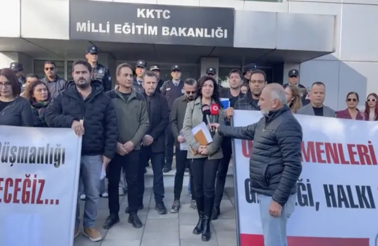 Κατεχόμενα: Στους δρόμους και πάλι οι εκπαιδευτικοί - Ζητούν το επίδομα προετοιμασίας (βίντεο, φώτο)