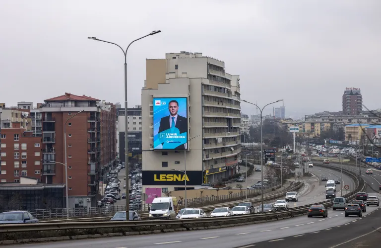 Κόσοβο: Στις κάλπες αύριο για να εκλέξουν νέους βουλευτές - Η σοβαρότερη πολιτική κρίση από το 2008