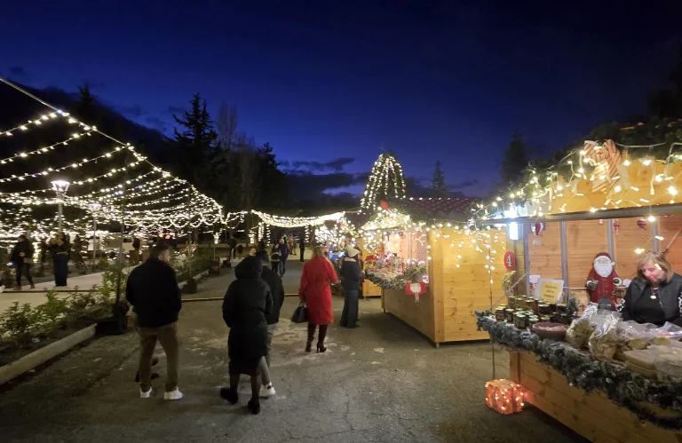 Το χριστουγεννιάτικο χωριό Στατός - Άγιος Φώτιος