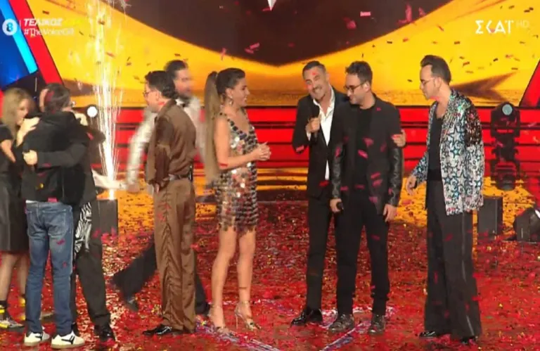 The Voice Greece - Τελικός: Ο Κωνσταντίνος Κωμοδρόμος είναι ο μεγάλος νικητής (βίντεο)