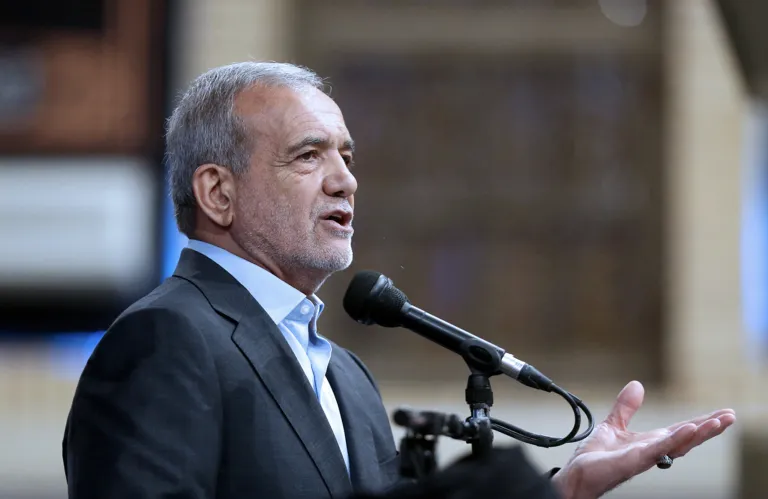 Putin-Pezeshkian Phone Call: Iran Nuclear Program a Key Topic