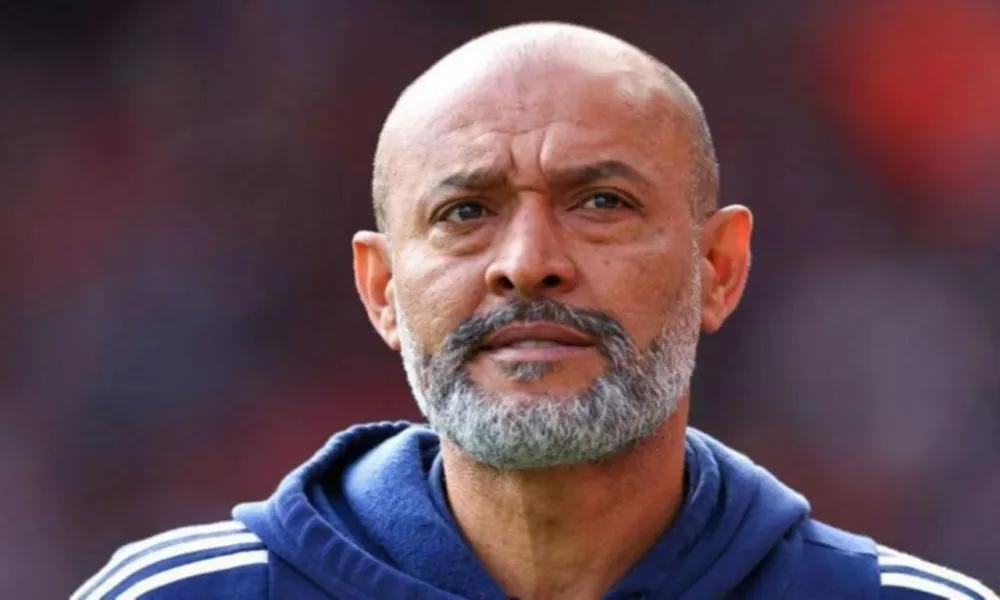 Εσπίριτο Σάντο: «Υπάρχει σύγχυση για το τι επιτρέπεται στα κόρνερ»