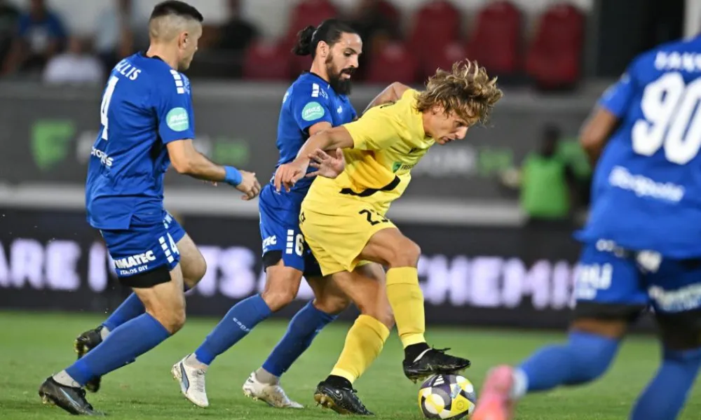 Ομόνοια Αρ. – ΕΝΥ: Παιχνίδι έξι βαθμών με φόντο την παραμονή το πρώτο του 26