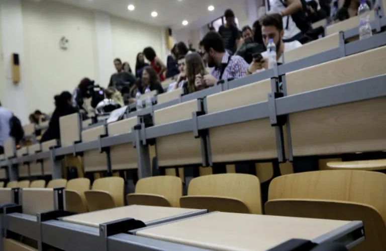 Διαγράφηκαν πάνω από 300.000 «αιώνιοι φοιτητές» στα ελληνικά πανεπιστήμια