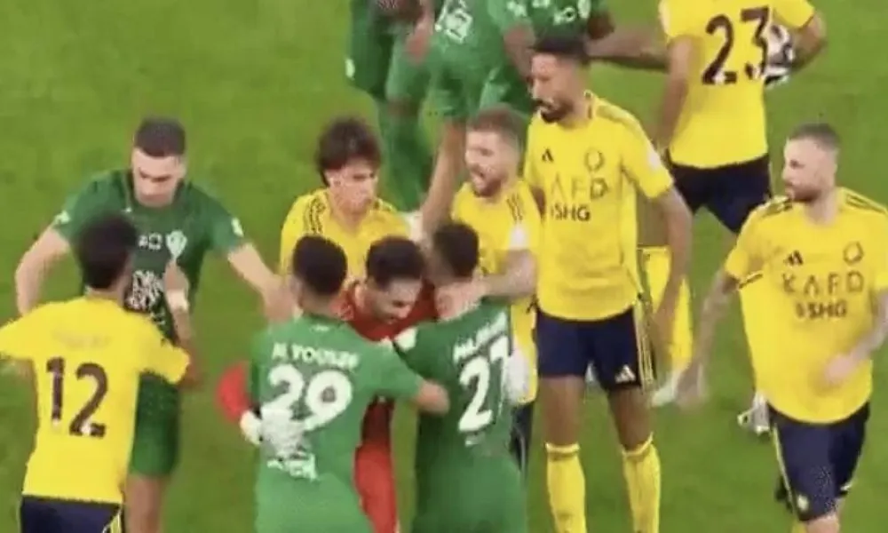 Χαμός στη Σαουδική Αραβία: Ο Ζοάο Φέλιξ δέχτηκε χαστούκι στο τέλος του αγώνα